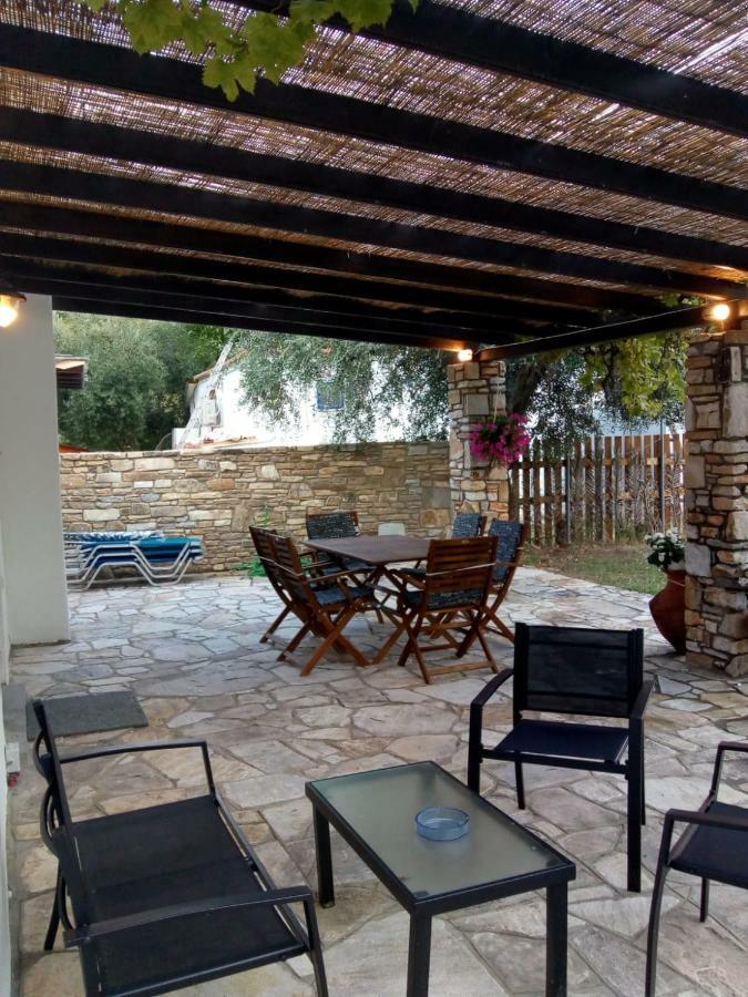 Villa Glaykos Thimonia Eksteriør billede